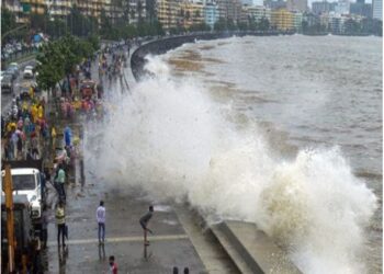 क्या समुद्र से एक बाल्टी पानी निकालने से उसका जल स्तर कम हो जाएगा?