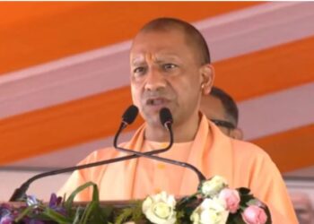 ‘लातों के भूत बातों से नहीं मानेंगे’; मुर्शिदाबाद हिंसा पर सीएम योगी का बड़ा बयान, बोले- बांग्लादेश क्यों नहीं चले जाते
