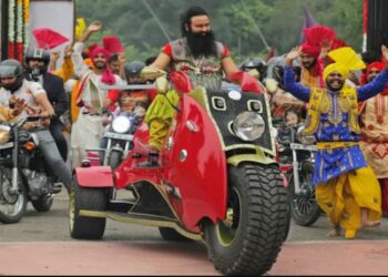 13वीं बार जेल से बाहर आया राम रहीम, 21 दिन की मिली फरलो, हनीप्रीत के साथ सिरसा डेरा रवाना