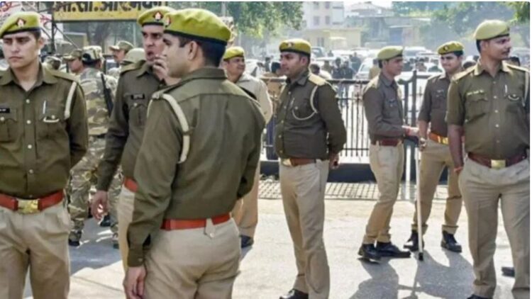 ‘वो’ के चक्कर में पूरा परिवार खत्म! पति ने की पत्नी और बच्चों की हत्या… फिर कर लिया सुसाइड