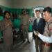 ललितपुर जेल में पूर्व सांसद रिजवान जहीर की बैरक से आपत्तिजनक वस्तुएं और नकदी बरामद, कर्मियों पर होगी कार्रवाई